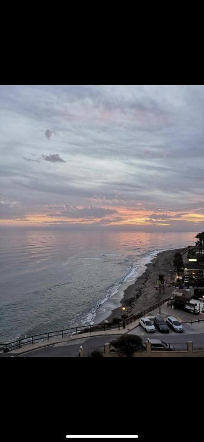 Studio On The Beach Front Малага Экстерьер фото